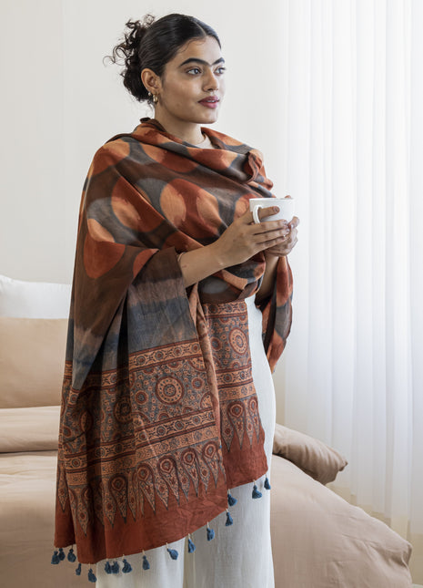 Cholet Shawl In Sandstone