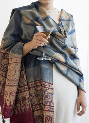 Prague Shawl In Aquarium Blue