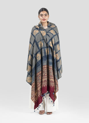 Prague Shawl In Aquarium Blue