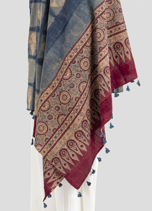 Prague Shawl In Aquarium Blue