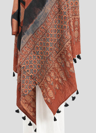 Mayenne Shawl In Black & Peach