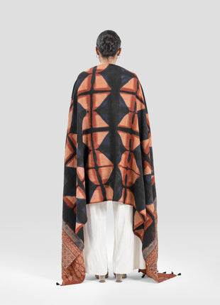 Mayenne Shawl In Black & Peach