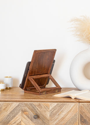 Polperro (iPad / Tablet / Bible / Cook Book) Stand