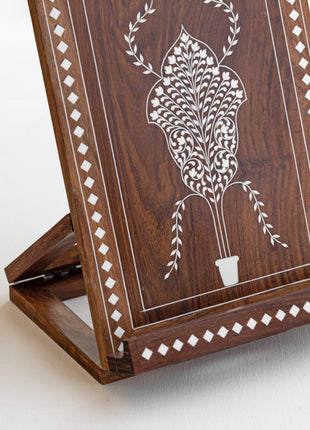 Helmsley (iPad / Tablet / Bible / Cook Book) Stand