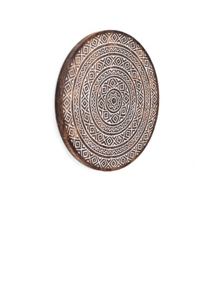 Round Wall Art With Oriental Arabesque Pattern